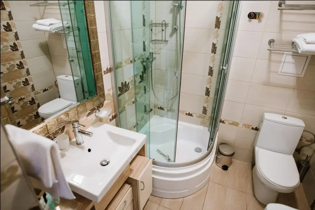Ванна кімната номера Comfort apart у санаторії «Шале-Грааль» в Трускавці