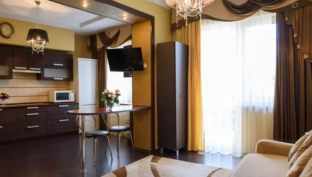 Вітальня номера Comfort apart у санаторії «Шале-Грааль» в Трускавці