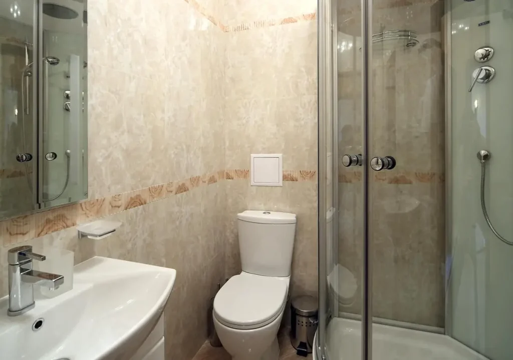 Ванна кімната номера Comfort apart у санаторії «Шале-Грааль» в Трускавці