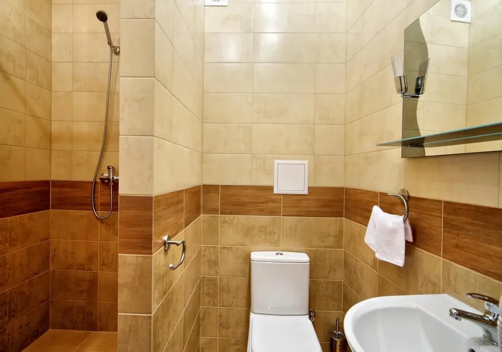 Ванна кімната номера Comfort apart у санаторії «Шале-Грааль» в Трускавці