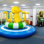 Дитяча ігрова кімната в готелі «Green Park» Трускавець з батутом і ігровими автоматами