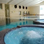 Басейн і джакузі у Віллі Христина у Трускавці - SPA зона для відпочинку