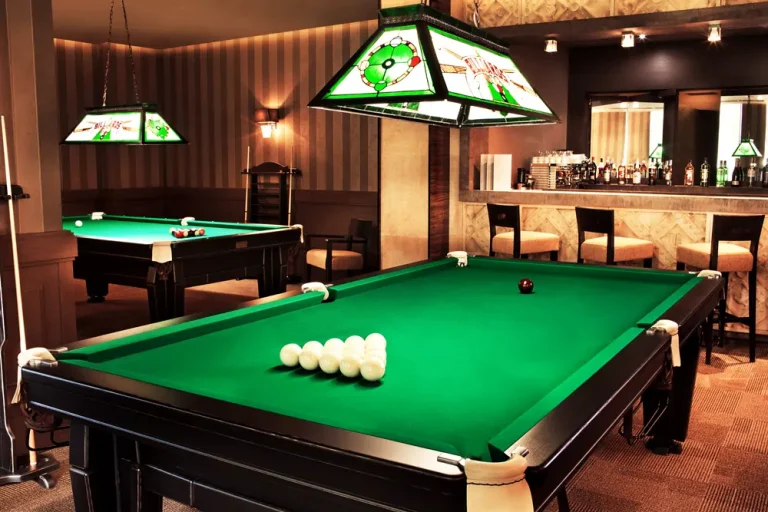Більярдні столи у зоні відпочинку Mirotel Resort & SPA у Трускавці