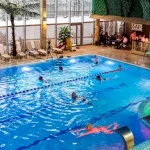 Критий басейн та джакузі в санаторії «Молдова» у Трускавці для SPA і лікування
