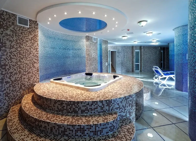 SPA-зона з джакузі у готелі «Свитязь» у Трускавці для відпочинку й оздоровлення